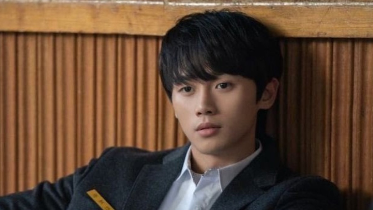 An iconic scene from the K-drama The Glory representing global streaming trends.