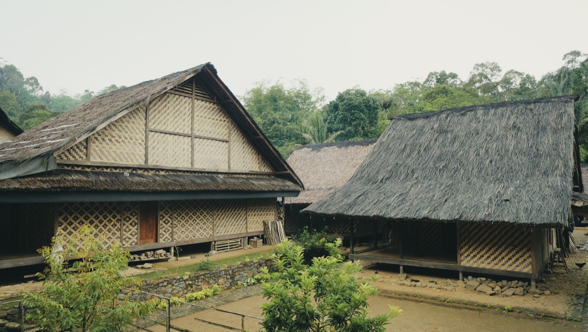 K-drama set with traditional house and modern equipment