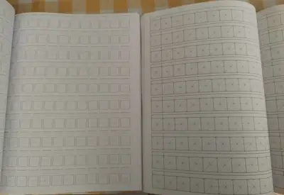 作品深度辯論：社會階級衝突與人性選擇的精彩對比